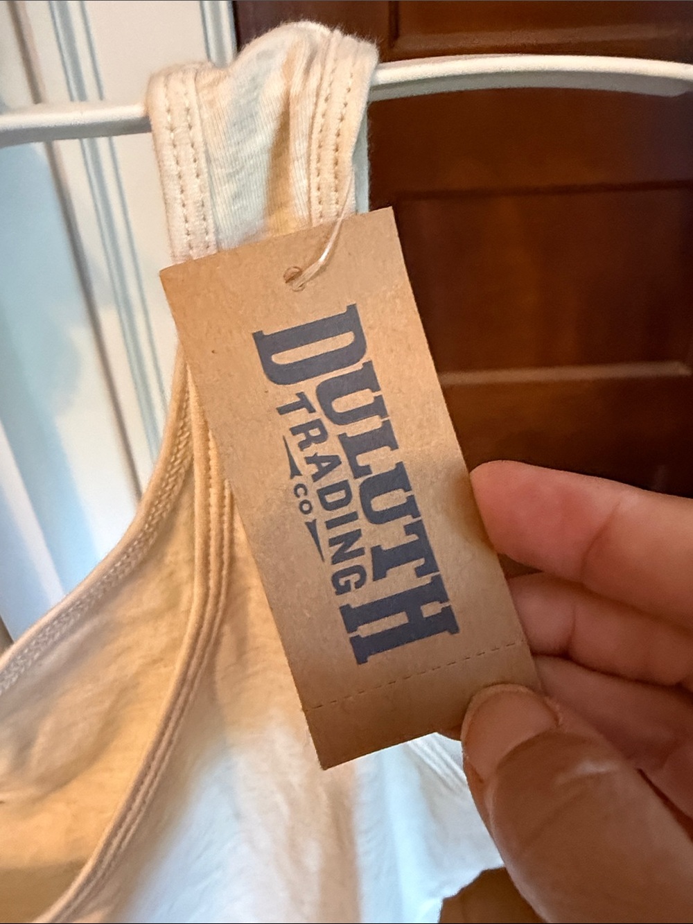 Duluth Trading Company Ni Yank Tank in oatmeal. NWT. Retail 16 - Picture 4 of 5